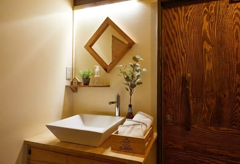 ペンション Glampic Guesthouse   Hostel