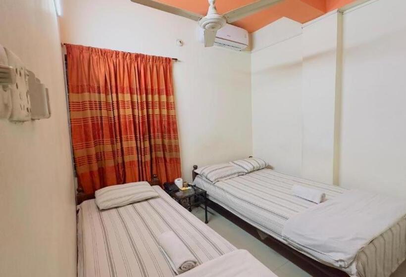 هتل The Sylhet International