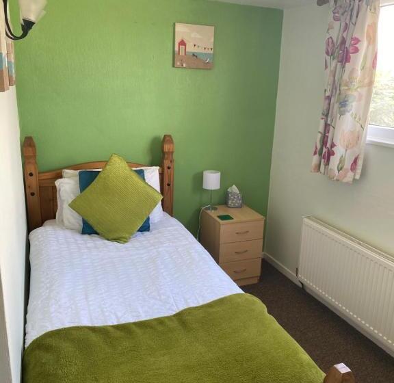 بنسيون White Heather Guest House