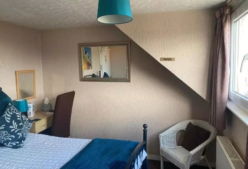 Majatalo White Heather Guest House