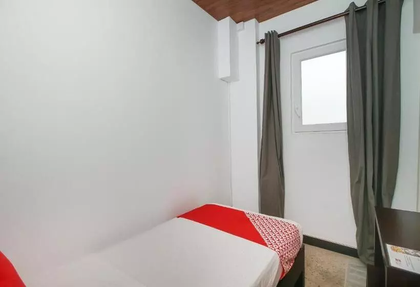 ホテル 198 Negombo