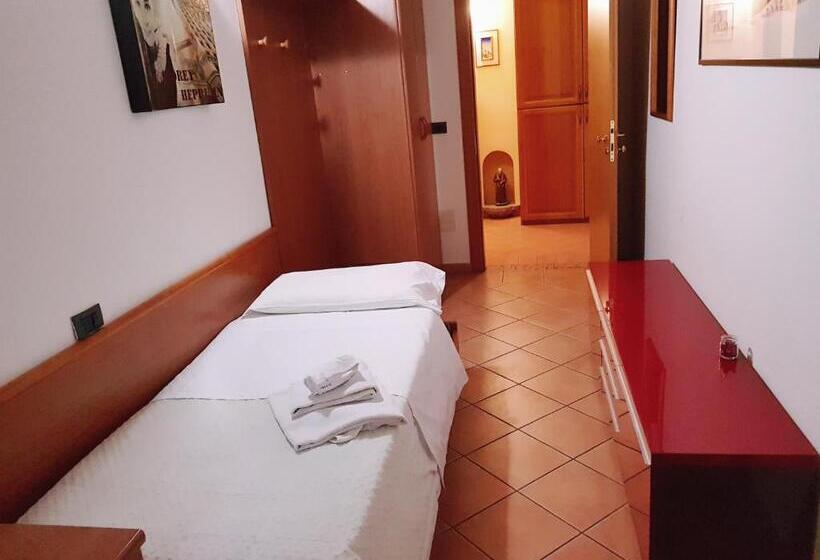 ホテル Spiedo Imperiale Locanda E Ristorante