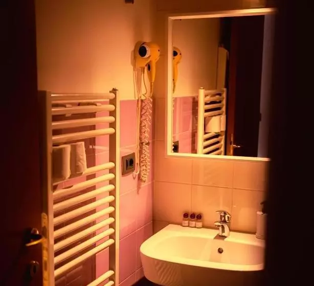 ホテル Spiedo Imperiale   Locanda E Ristorante