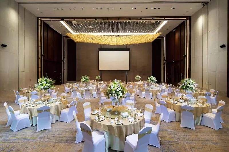 هتل Hilton Garden Inn Zhuhai Hengqin