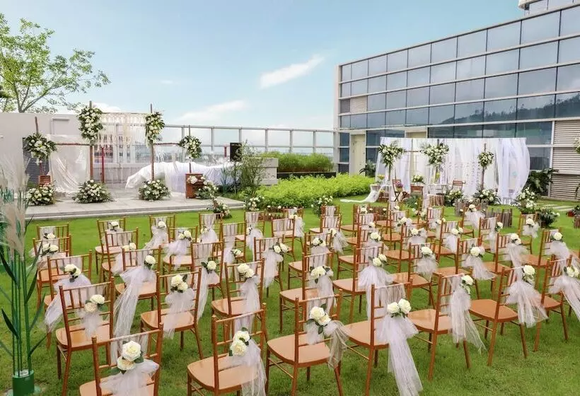 هتل Hilton Garden Inn Zhuhai Hengqin