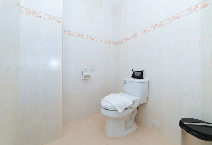 هتل Reddoorz Premium @ Sta Rosa Tagaytay Road