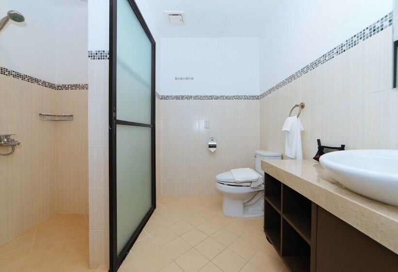 هتل Reddoorz Premium @ Sta Rosa Tagaytay Road