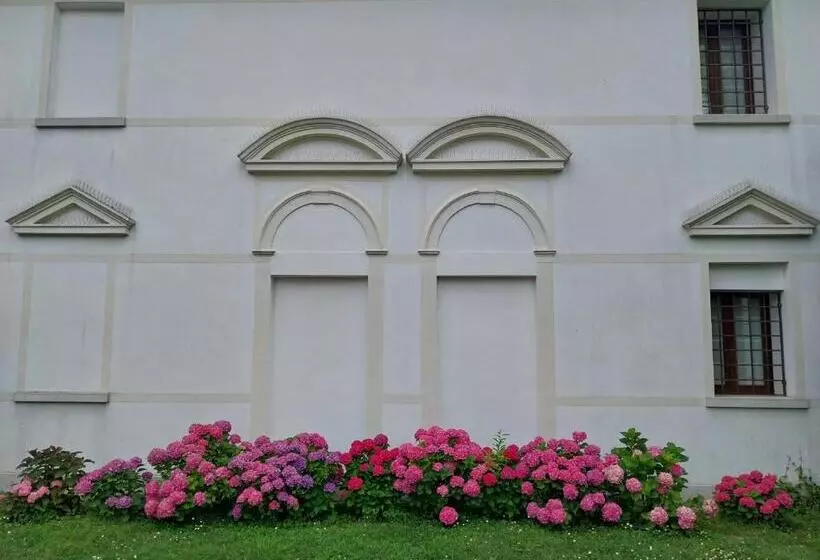 ベッドアンドブレックファースト Villa Caotorta