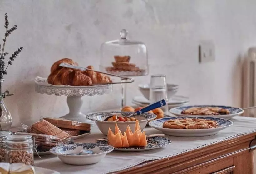 ベッドアンドブレックファースト Villa Caotorta