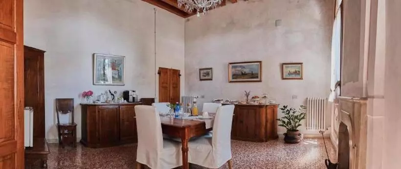 ベッドアンドブレックファースト Villa Caotorta