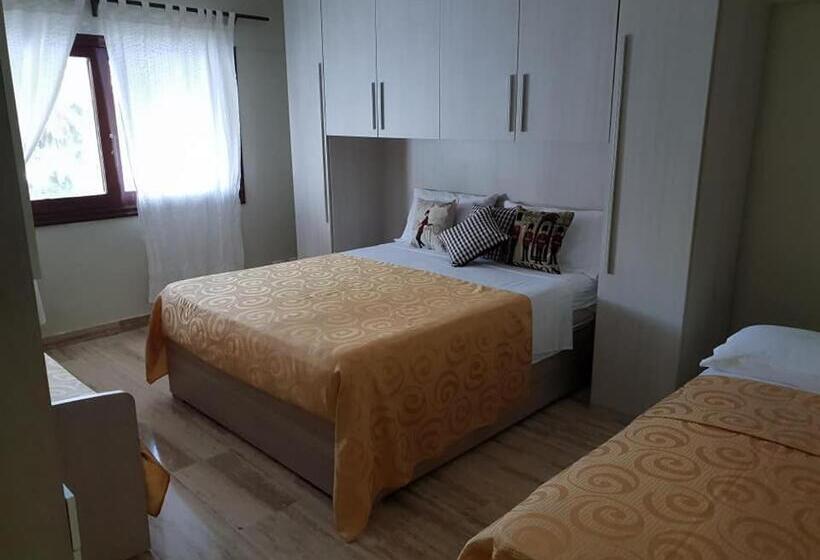 هتل Oasi Encantada Beach Resort