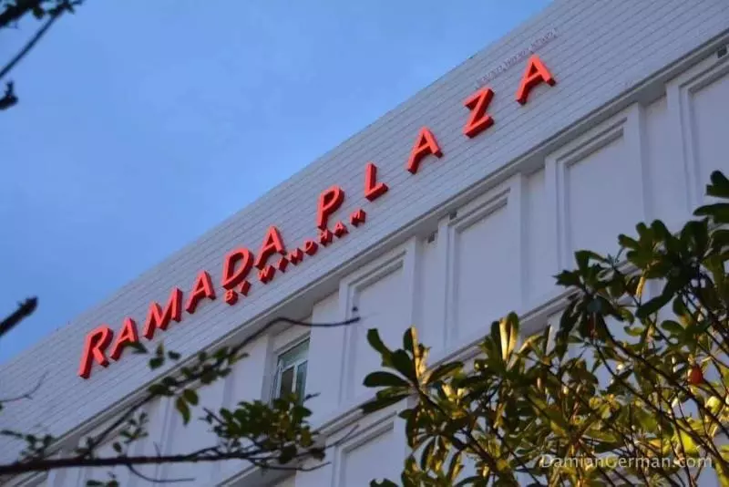Hotelli Ramada Plaza By Wyndham Chao Fah Phuket