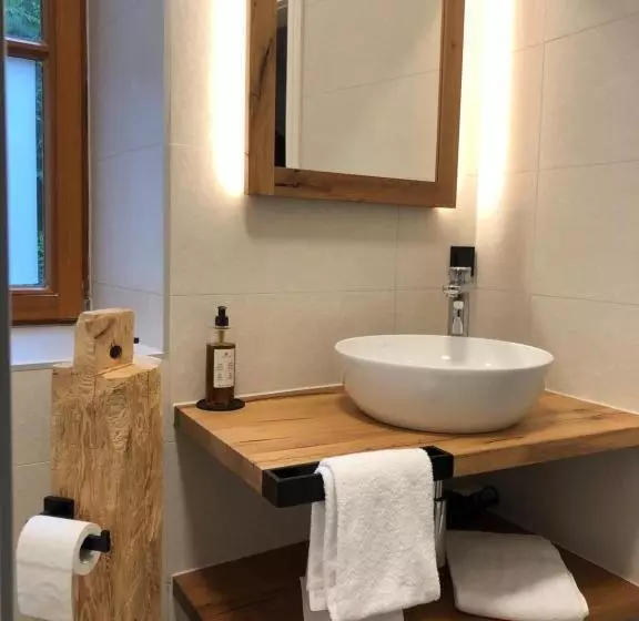 Retkeilymaja Gasthof Zur Post