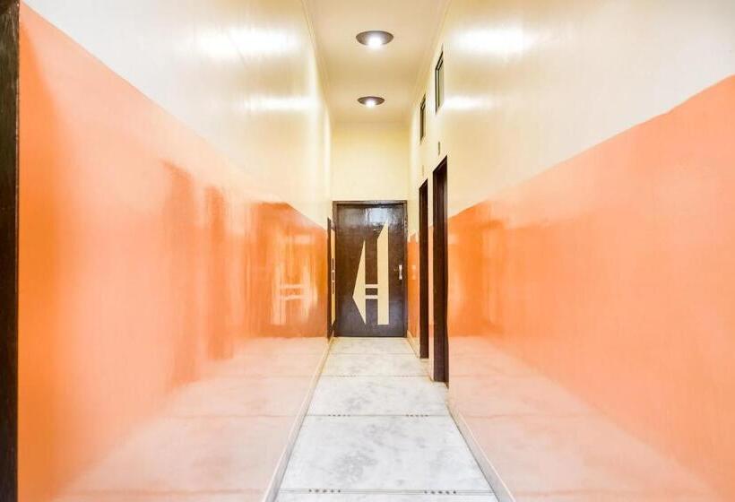 هتل Govindam Plaza