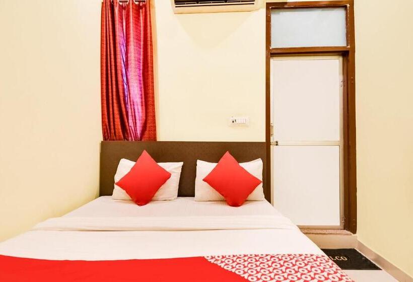 هتل Govindam Plaza