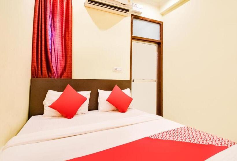 هتل Govindam Plaza