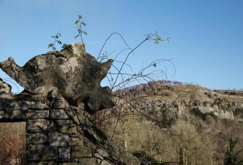 پانسیون Witherslack Hall Farmhouse