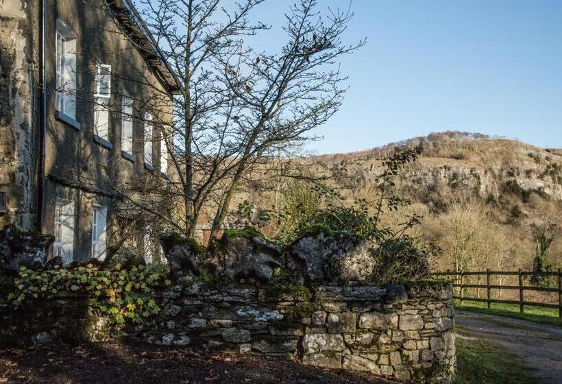 پانسیون Witherslack Hall Farmhouse