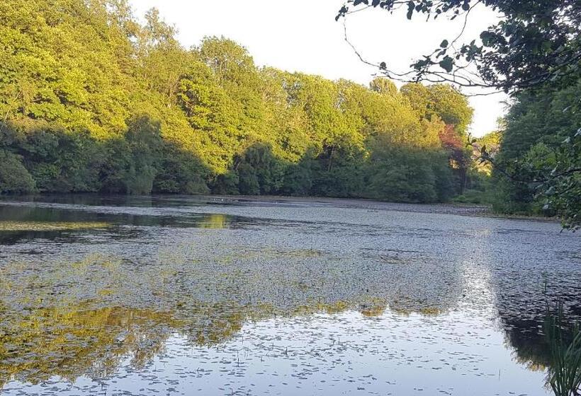 پانسیون Witherslack Hall Farmhouse