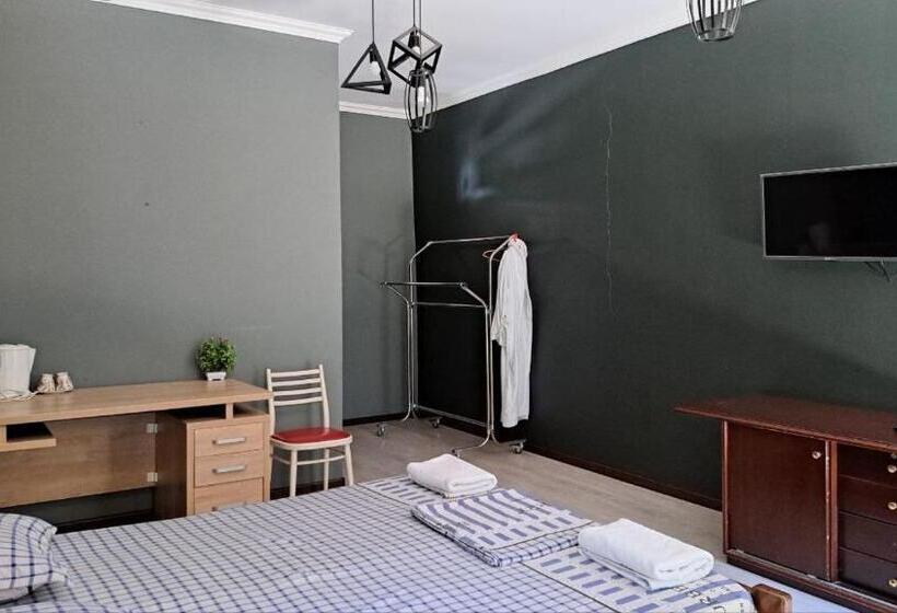 هاستل Guest House Real Tashkent