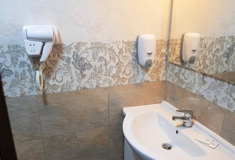 Отель Villa Lotus