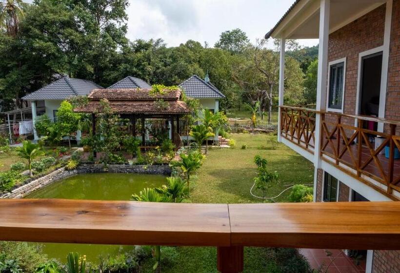 پانسیون Phu Quoc Areca Garden Bungalow