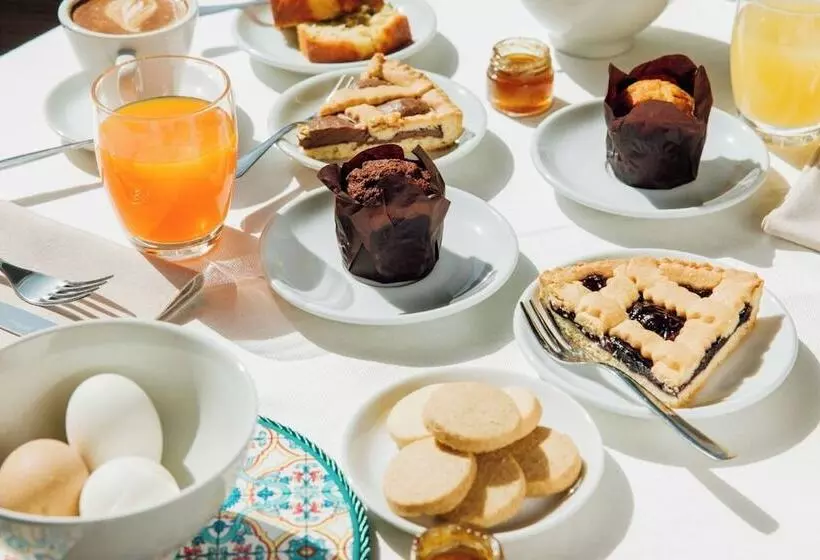 ベッドアンドブレックファースト Le Corti  Dimora Storica