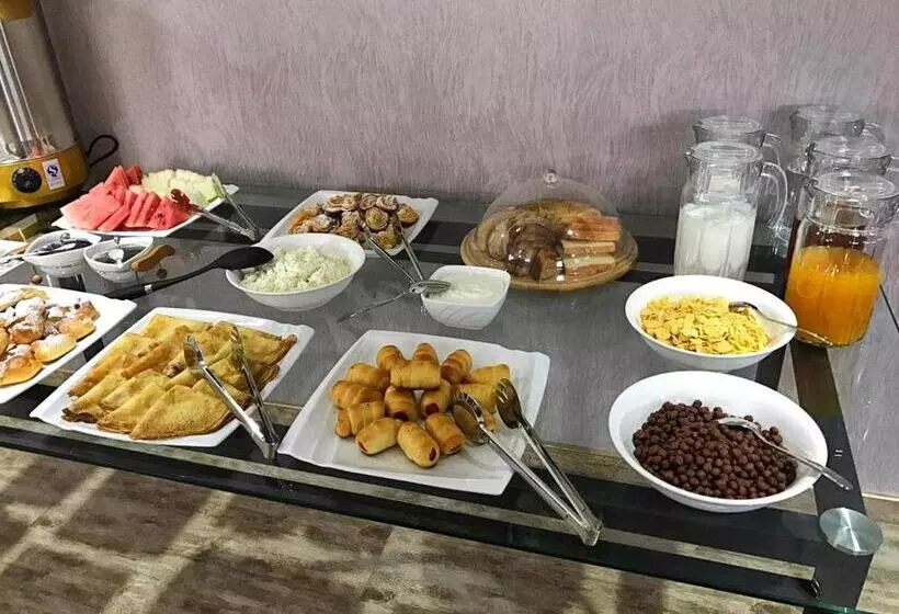 هتل Tourist Inn