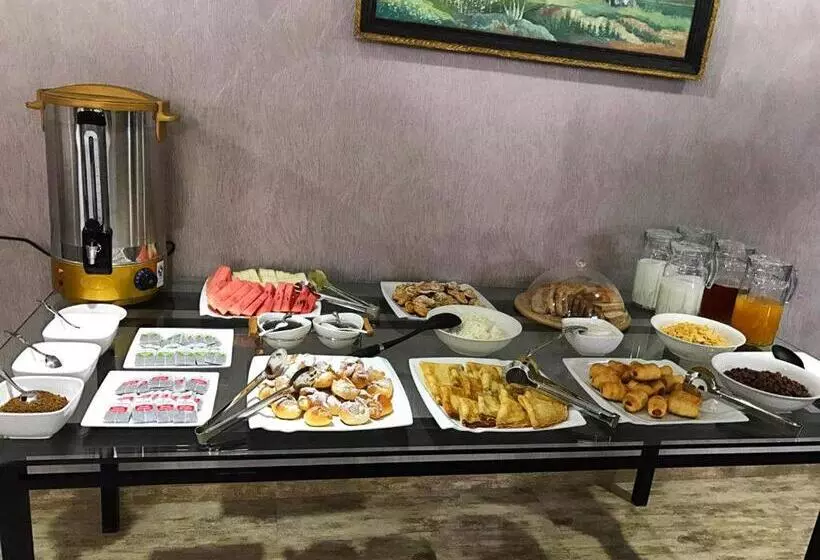 هتل Tourist Inn