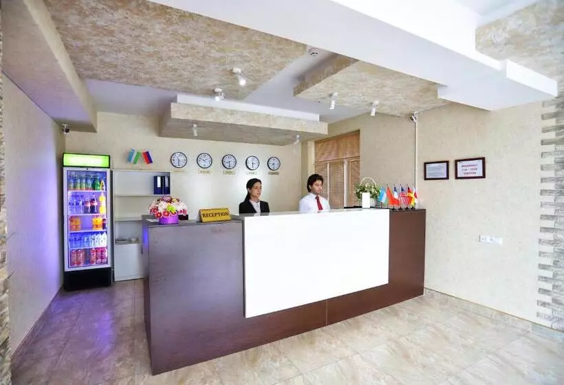 هتل Tourist Inn