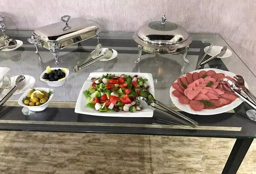 هتل Tourist Inn