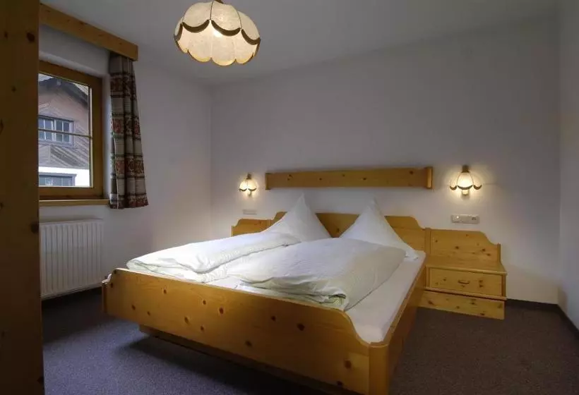 ペンション Landhaus Rofan