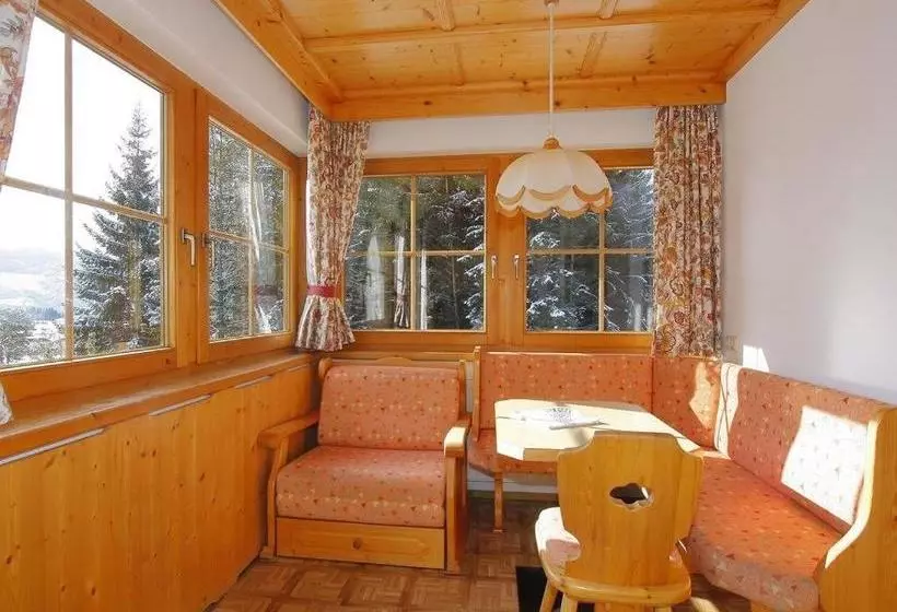 ペンション Landhaus Rofan