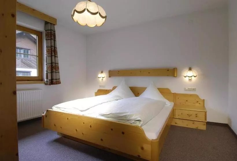 ペンション Landhaus Rofan