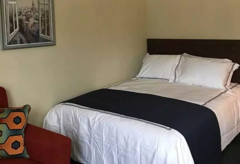 ユースホステル Western Lodge