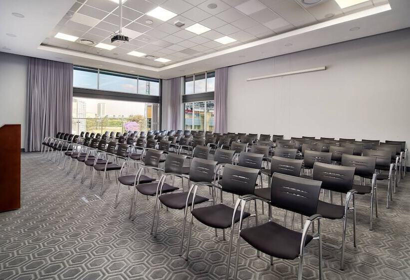 Protea Hotel By Marriott Pretoria Loftus Park