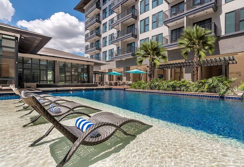 ホテル Dusitd2 Davao