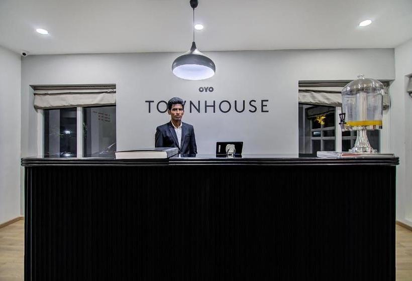 בית מלון כפרי Oyo Townhouse 043 Anna Nagar