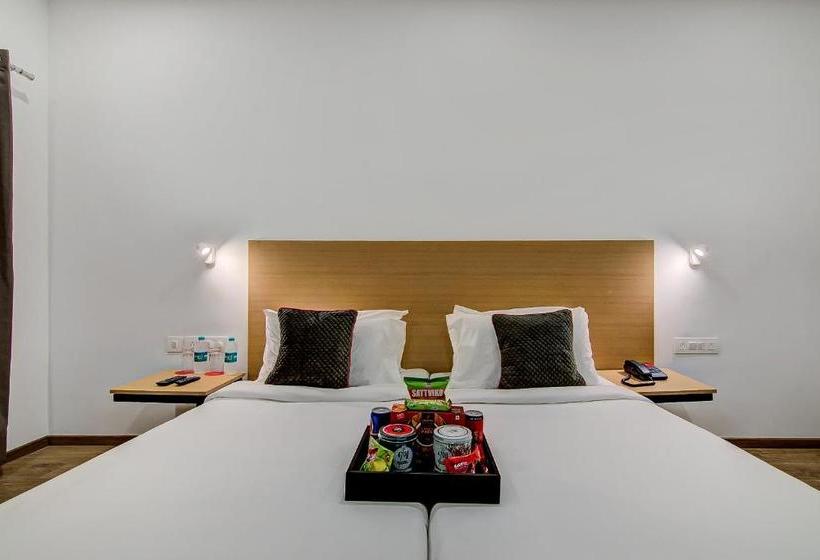 בית מלון כפרי Oyo Townhouse 043 Anna Nagar