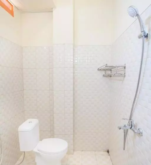 Majatalo Reddoorz Syariah At Sedati