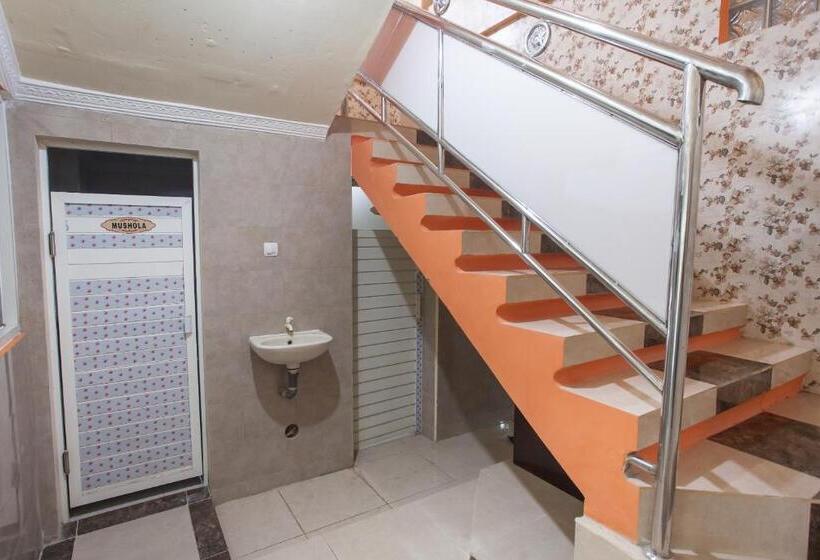 بنسيون Reddoorz Syariah At Sedati