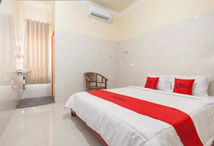 Majatalo Reddoorz Syariah At Sedati