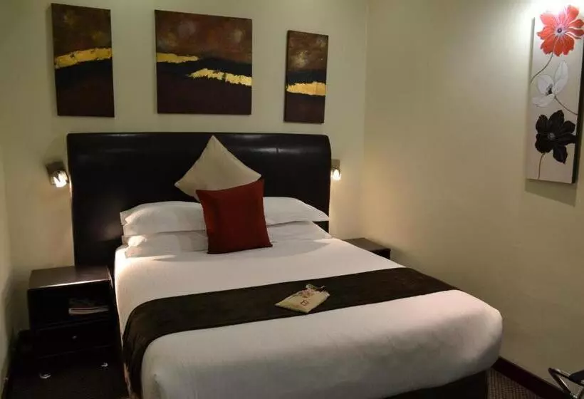 تختخواب و صبحانه City Stay