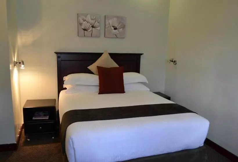 تختخواب و صبحانه City Stay