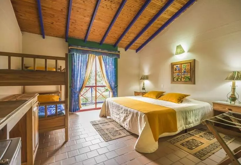 ホテル Barranqueros Soledén