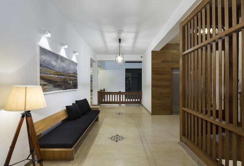 Hotel Lucky Elephant