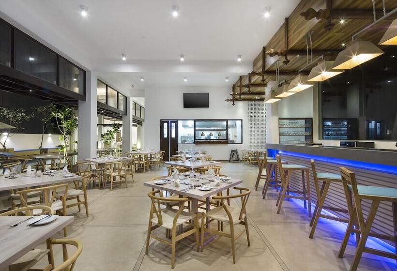 Hotel Lucky Elephant