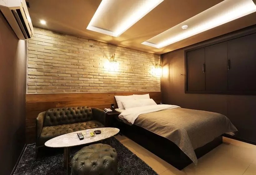 Hôtel Rainbow