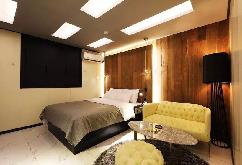 Hôtel Rainbow
