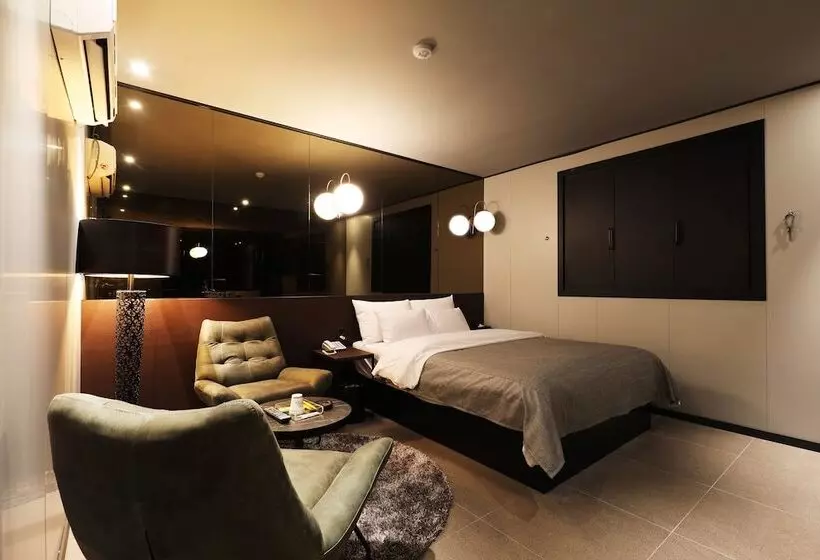 Hôtel Rainbow